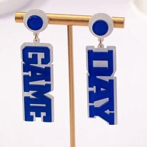 Game Day Acrylic Earrings Kentucky